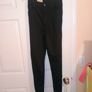 Levi High Waisted Mom Jeans NWT